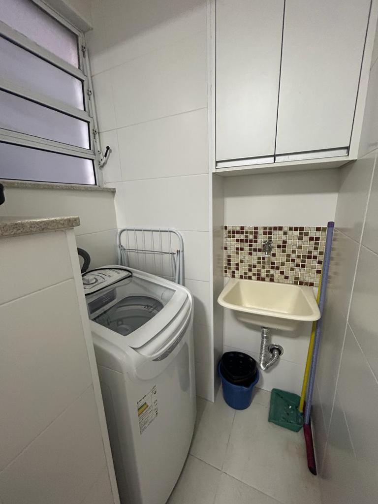 Apartamento Em Santos No Gonzaga Em Frente A Praia Kültér fotó
